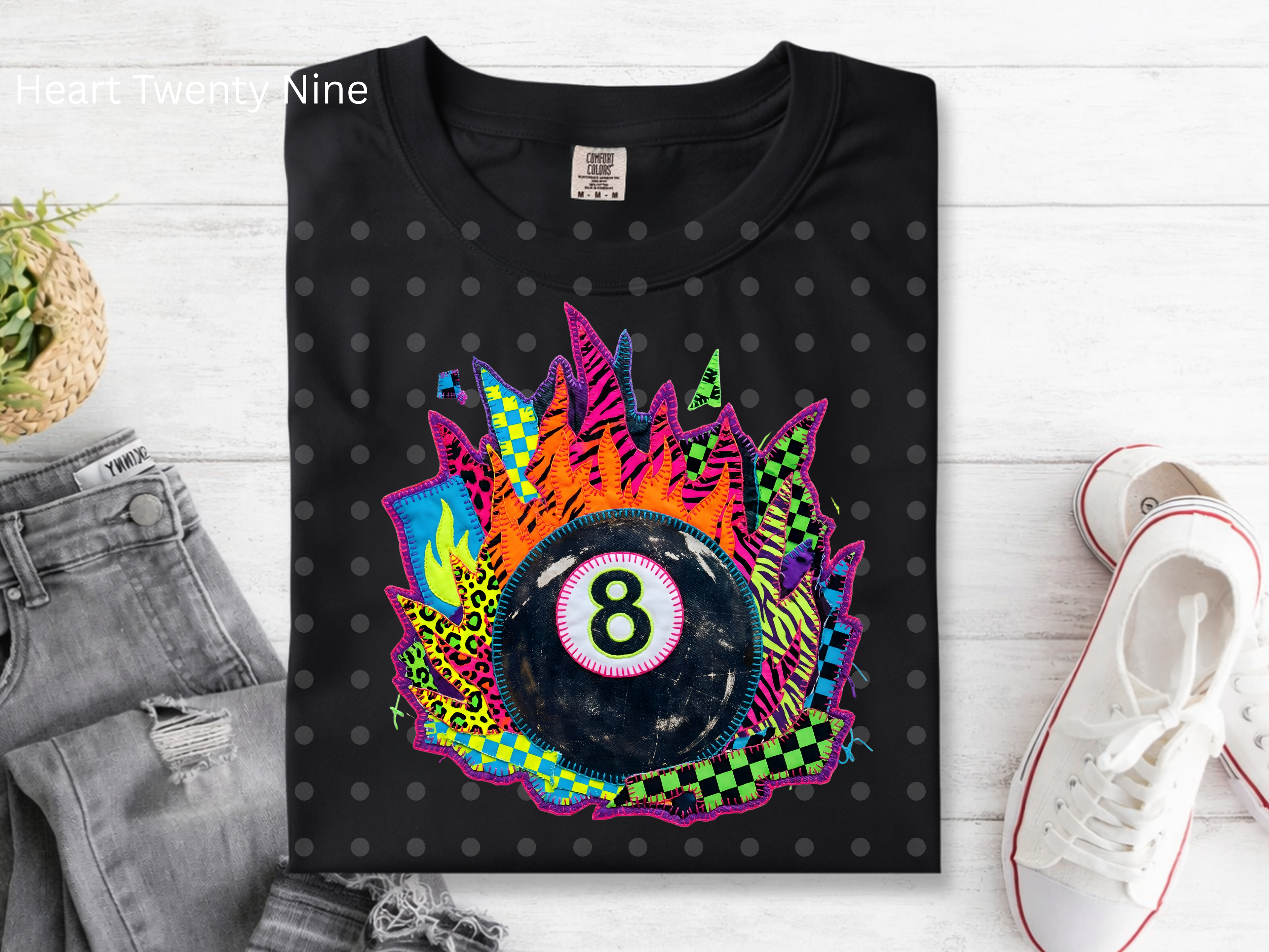 A132 Retro 8 Ball