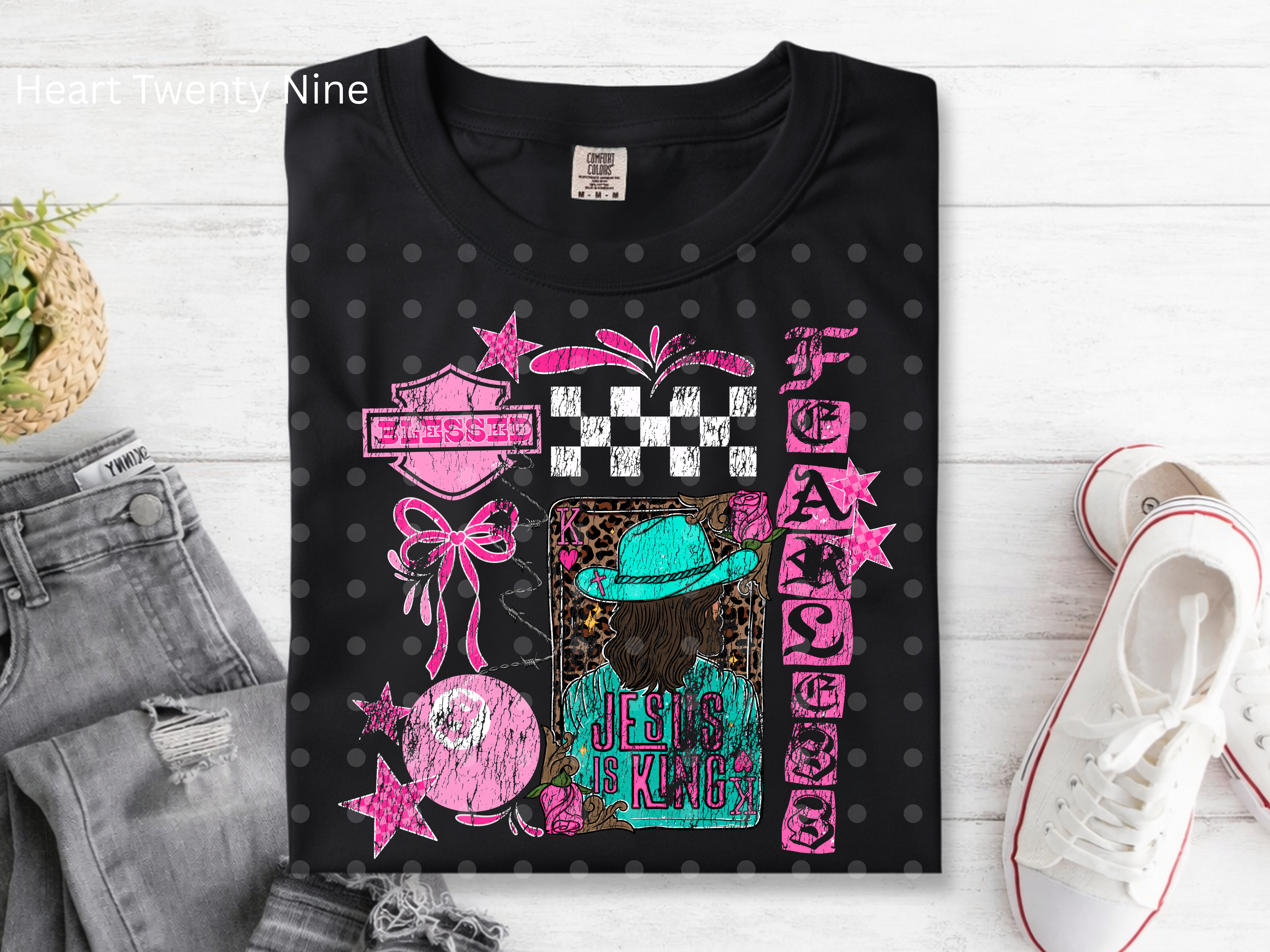 A178 Jesus is King Pink